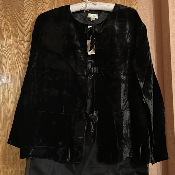 Vintage formal silk black dress with velvet bowed jacket by Kasbah Size L. - Picture 2 of 11
